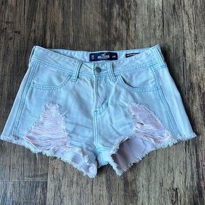 Hollister shorts! Worn a few times.